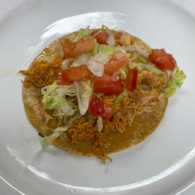 Pollo/Chicken Taco.